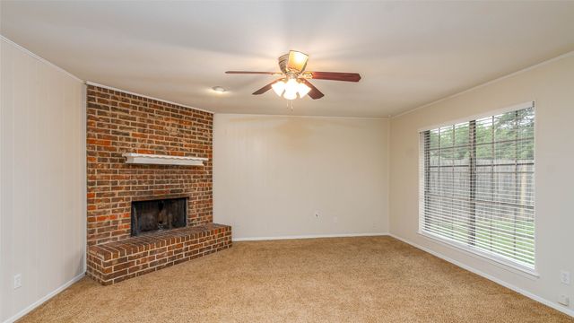 5621 Brent Drive, Haltom City, TX 76148