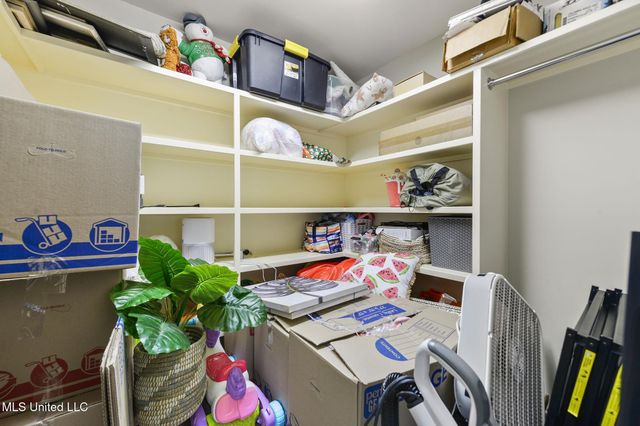 6405 Seawinds Boulevard, Biloxi, MS 39532