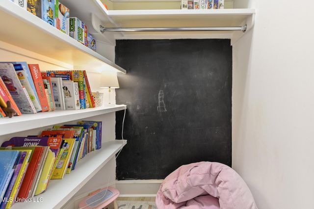 6405 Seawinds Boulevard, Biloxi, MS 39532