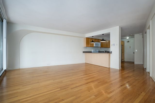 300 N STATE Street 4735, Chicago, IL 60654