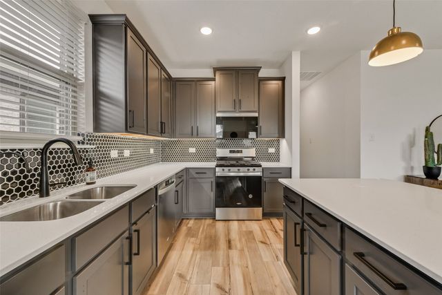 10945 Texanum Trail, Fort Worth, TX 76108
