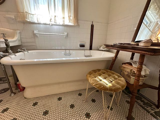 292 E Boswell St, Batesville, AR 72501