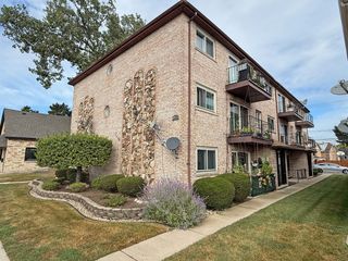 5824 S Archer Avenue 2B, Chicago, IL 60638