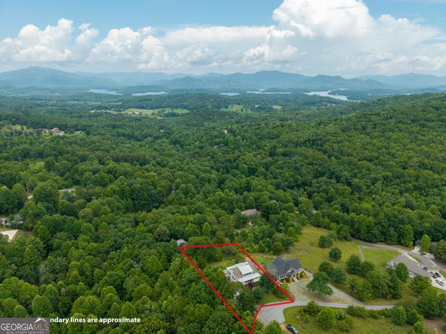 82 Jay Bird Way, Hayesville, NC 28904