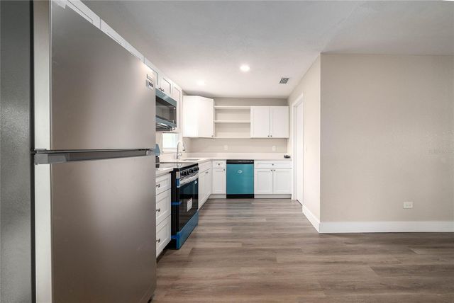 842 JORDAN AVENUE, Orlando, FL 32809