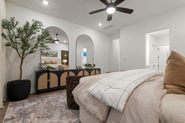 5612 Marigold Mile Drive, Magnolia, TX 77354