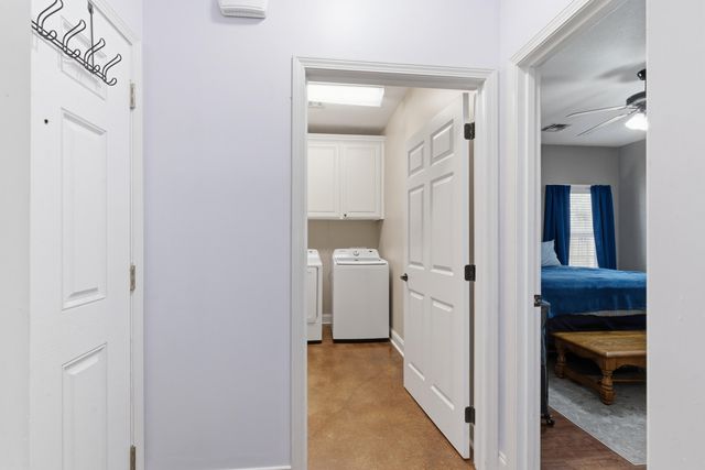 1016 Isabella St, Sulphur, LA 70663