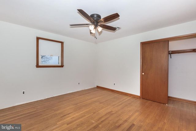 3284 CHARMIL DR, Manchester, MD 21102