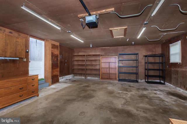 3284 CHARMIL DR, Manchester, MD 21102