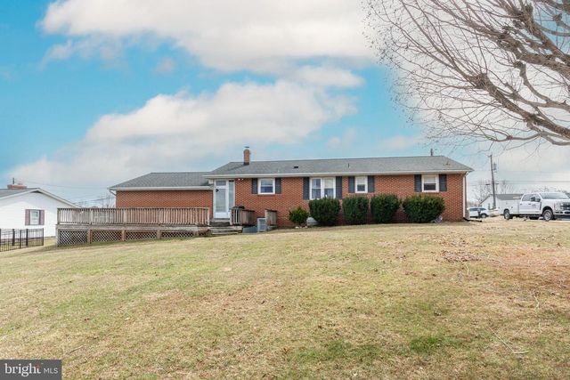 3284 CHARMIL DR, Manchester, MD 21102