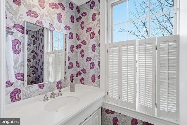 3402 R ST NW, Washington, DC 20007