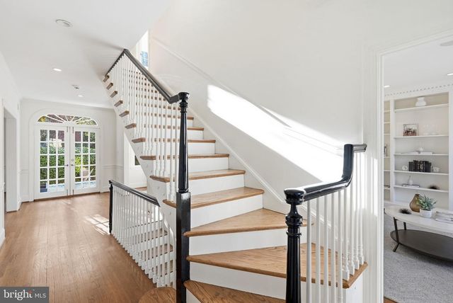 3402 R ST NW, Washington, DC 20007