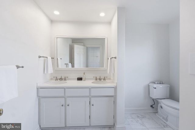 3402 R ST NW, Washington, DC 20007