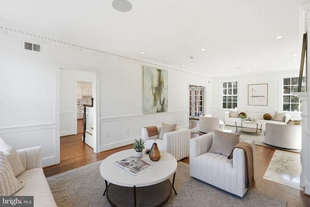 3402 R ST NW, Washington, DC 20007