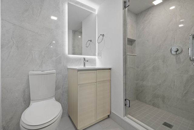 1243 Beacon Street 5A, Brookline, MA 02446