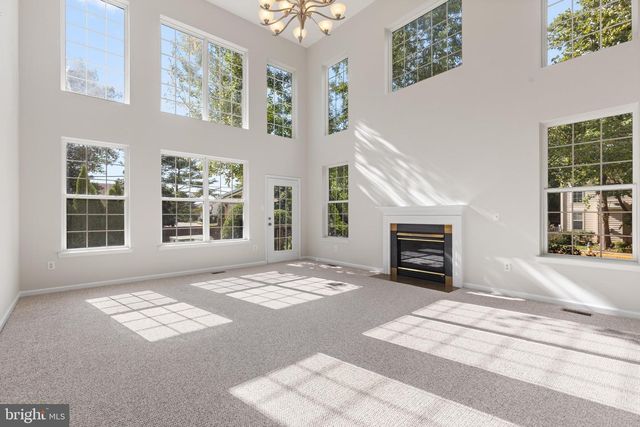 8401 TILLETT LOOP, Manassas, VA 20110