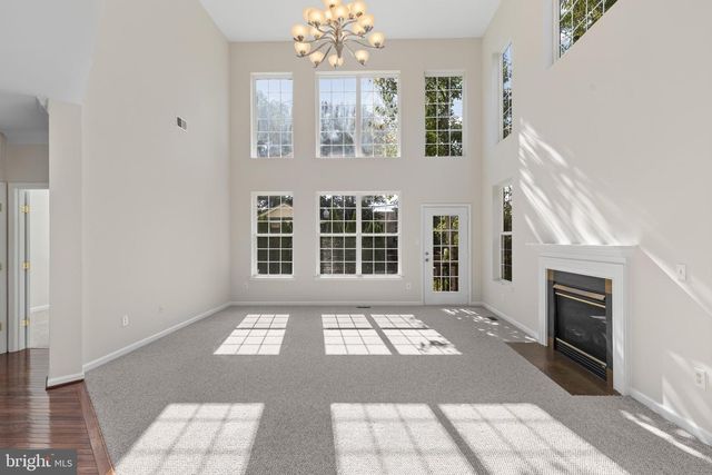 8401 TILLETT LOOP, Manassas, VA 20110
