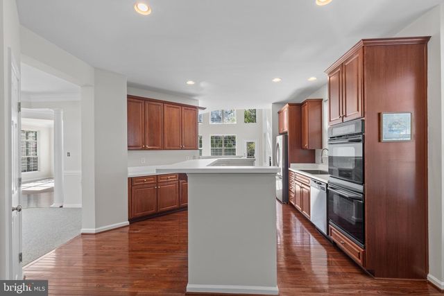 8401 TILLETT LOOP, Manassas, VA 20110