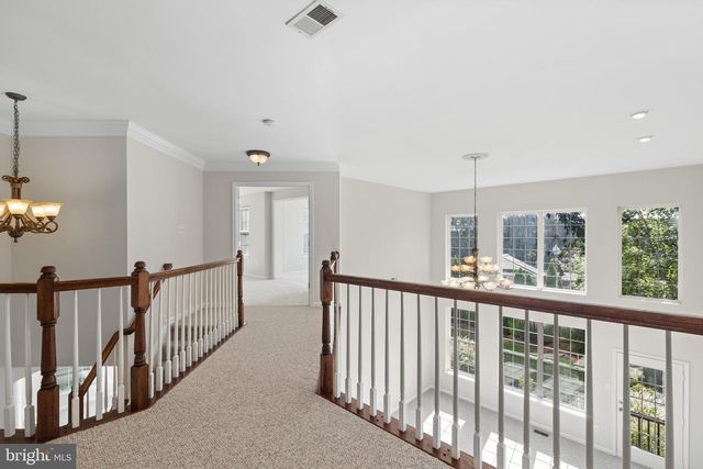 8401 TILLETT LOOP, Manassas, VA 20110
