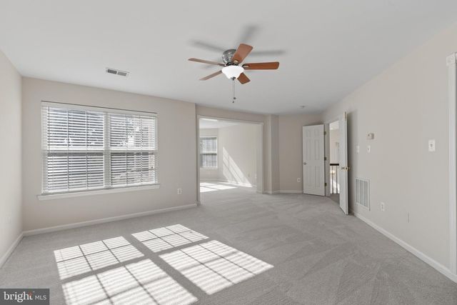8401 TILLETT LOOP, Manassas, VA 20110