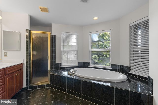 8401 TILLETT LOOP, Manassas, VA 20110