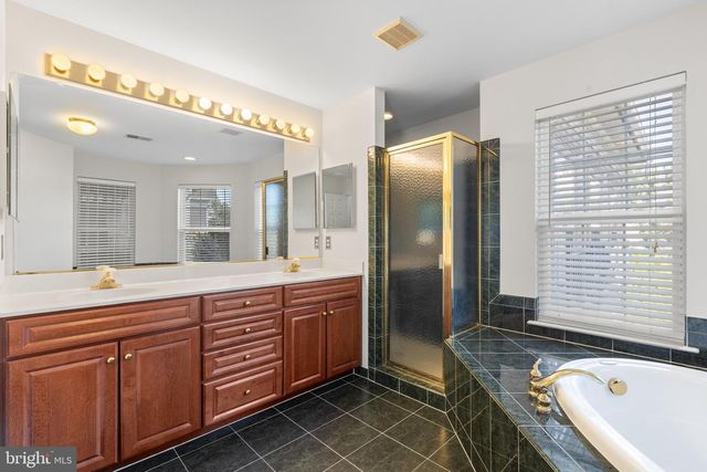 8401 TILLETT LOOP, Manassas, VA 20110