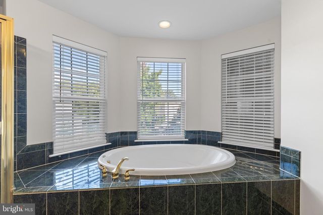 8401 TILLETT LOOP, Manassas, VA 20110