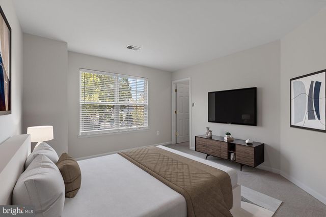 8401 TILLETT LOOP, Manassas, VA 20110