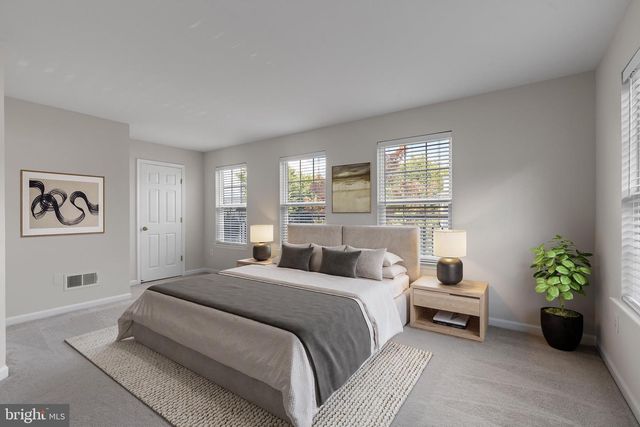 8401 TILLETT LOOP, Manassas, VA 20110