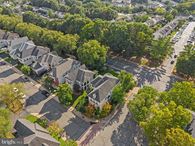 8401 TILLETT LOOP, Manassas, VA 20110