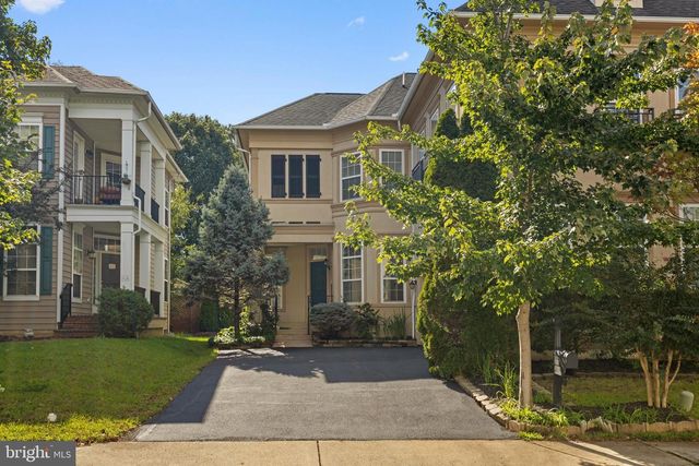 8401 TILLETT LOOP, Manassas, VA 20110