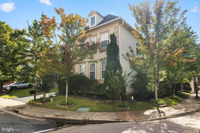 8401 TILLETT LOOP, Manassas, VA 20110