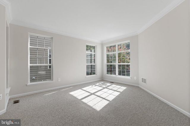 8401 TILLETT LOOP, Manassas, VA 20110