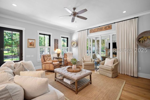 1 Park Row, Beaufort, SC 29907