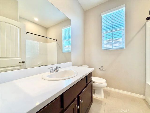 40390 Calle Real, Murrieta, CA 92563