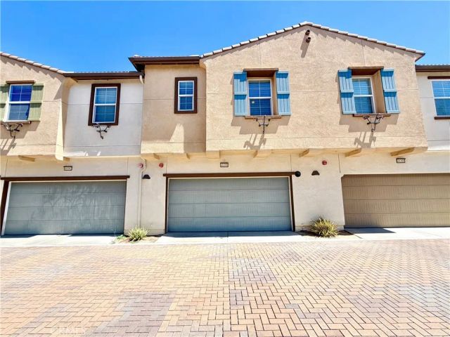 40390 Calle Real, Murrieta, CA 92563
