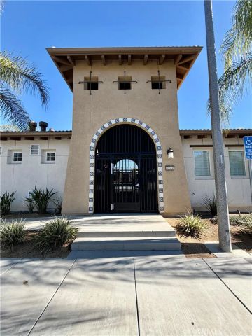 40390 Calle Real, Murrieta, CA 92563
