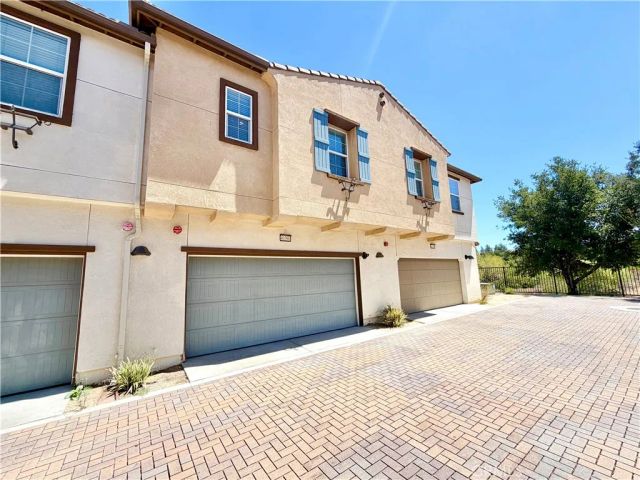 40390 Calle Real, Murrieta, CA 92563