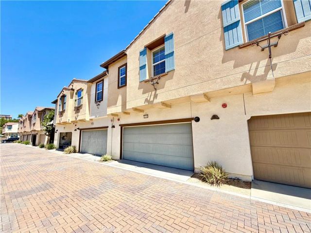 40390 Calle Real, Murrieta, CA 92563