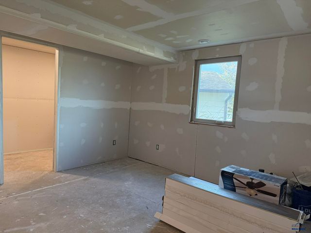 7008 JULIE CT, Black Hawk, SD 57718