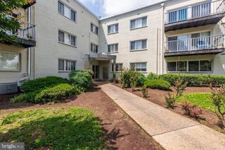 1009 CHILLUM RD #310, Hyattsville, MD 20782