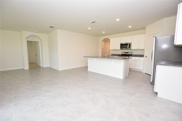 5552 SILTSTONE STREET, Lakeland, FL 33811