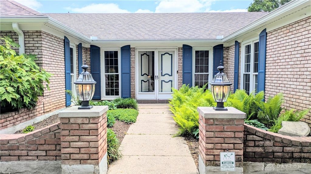 1312 Laurelwood Road, Dayton, OH 45409