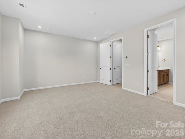 1331 Sandstar Lane, Charlotte, NC 28226