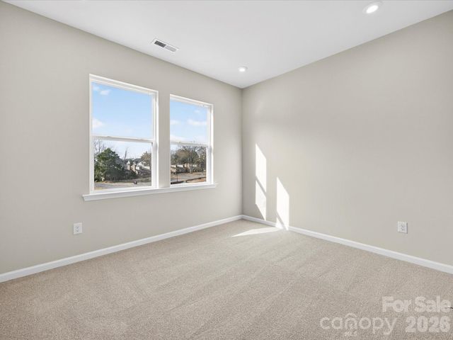 1331 Sandstar Lane, Charlotte, NC 28226