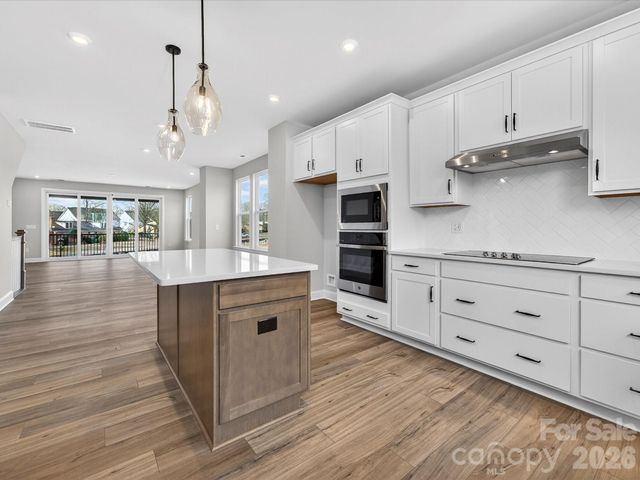 1331 Sandstar Lane, Charlotte, NC 28226