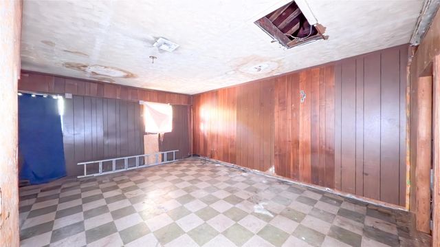 5602 Flamingo Drive, Houston, TX 77033