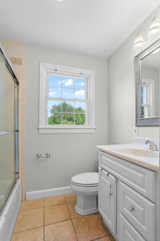 303 Lalley Boulevard, Fairfield, CT 06824