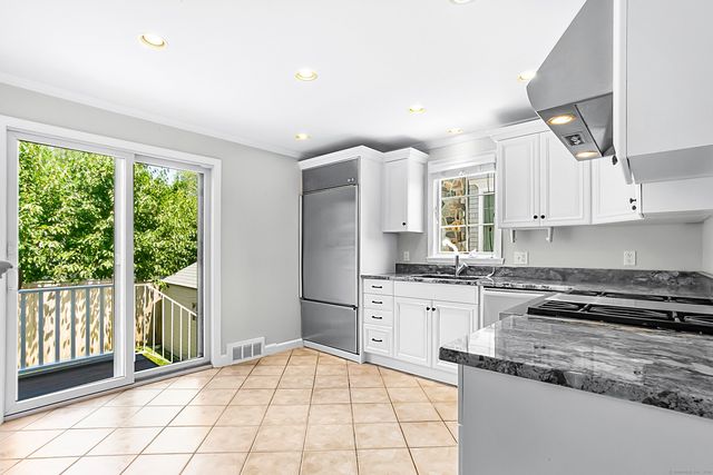 303 Lalley Boulevard, Fairfield, CT 06824