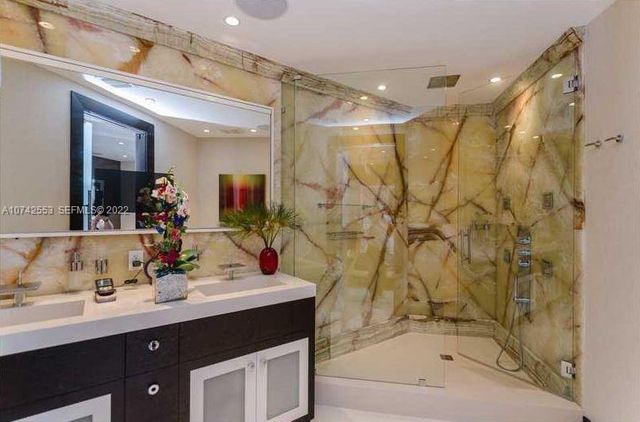 3802 NE 207th Street 2802, Aventura, FL 33180